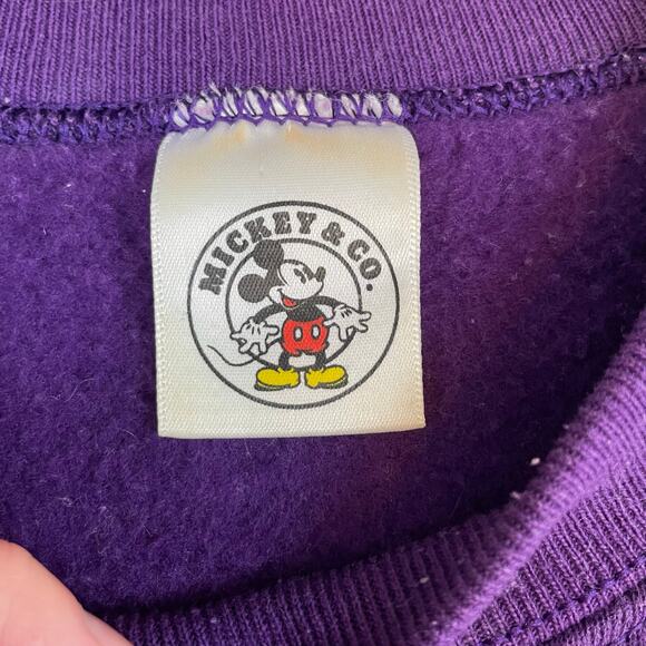 VTG 90s Mickey & Co Purple Floral Mickey Mouse Sweatshirt size XL - Picture 3 of 9